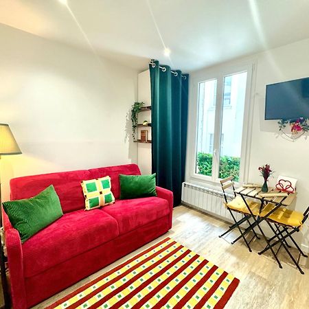 Amelie Poulain Studio In Heart Of Montmartre Paris Exterior foto